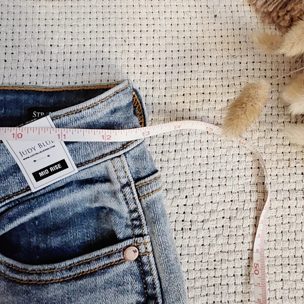 SOLD | Judy Blue Raw Hem Straight Leg Split Ankle Jeans Size 0(24) Rare Find - Picture 12 of 14